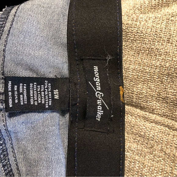 Morgan & Walker 16W Denim Shorts - Picture 3 of 3